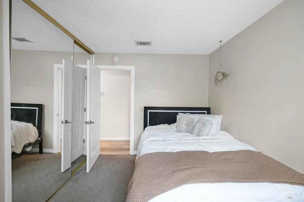1005 Winters Way Suisun City, CA 94585