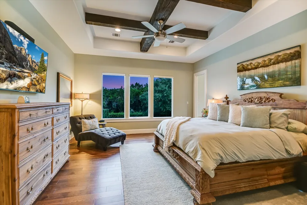 4127 Lago Viento Drive Austin, TX 78734