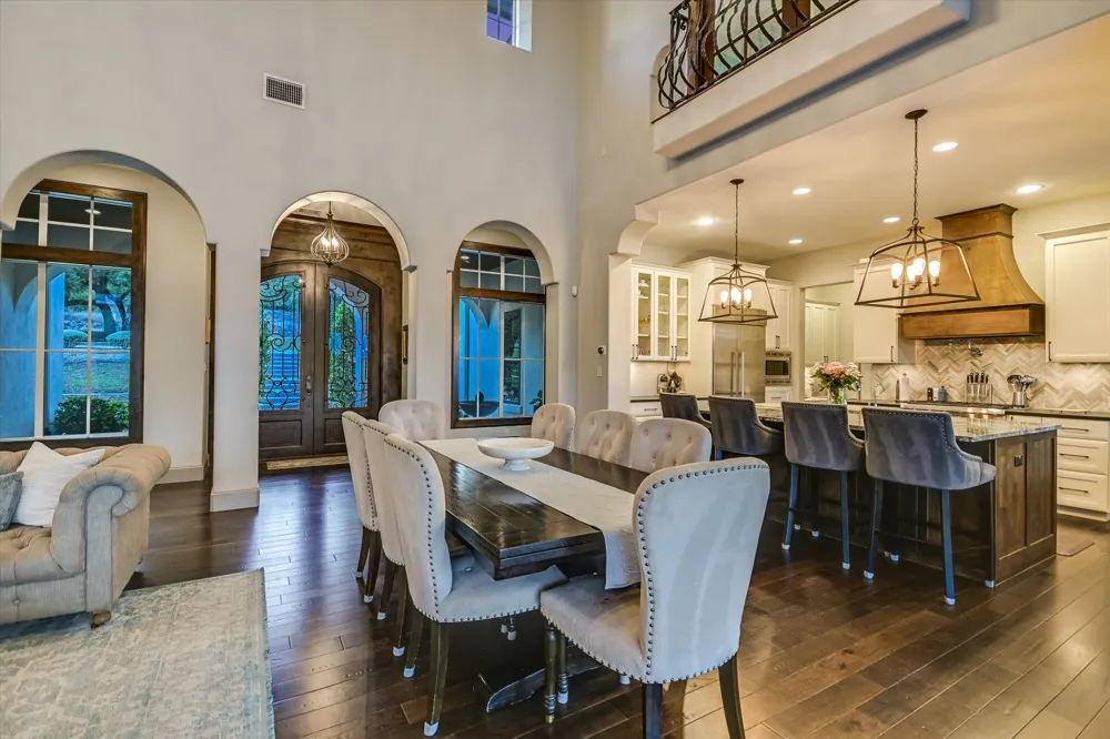 4127 Lago Viento Drive Austin, TX 78734