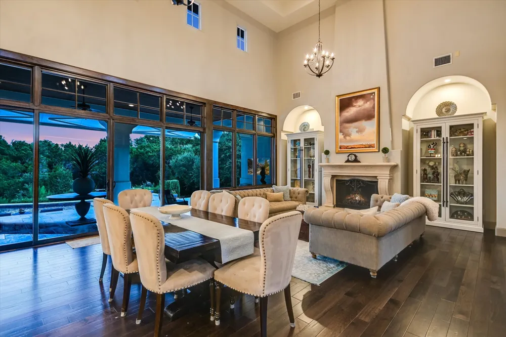 4127 Lago Viento Drive Austin, TX 78734
