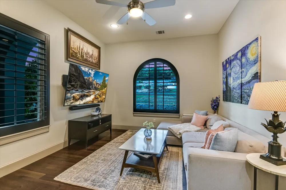 4127 Lago Viento Drive Austin, TX 78734