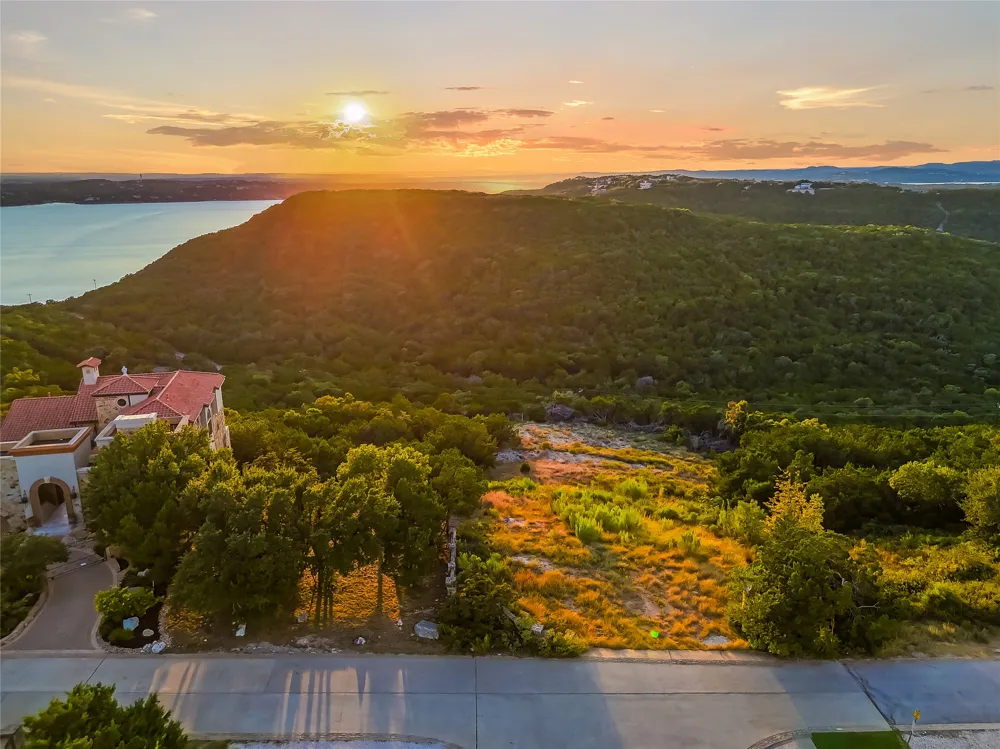 7116 Cielo Azul Pass Austin, TX 78732