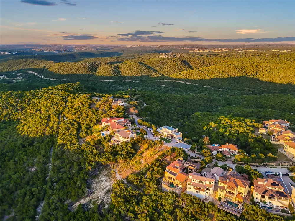 7116 Cielo Azul Pass Austin, TX 78732