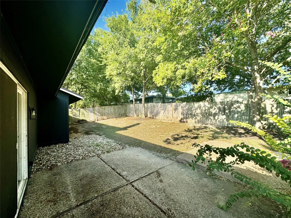 9506 STONEBRIDGE DRIVE Austin, TX 78758