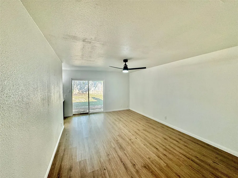 9506 STONEBRIDGE DRIVE Austin, TX 78758