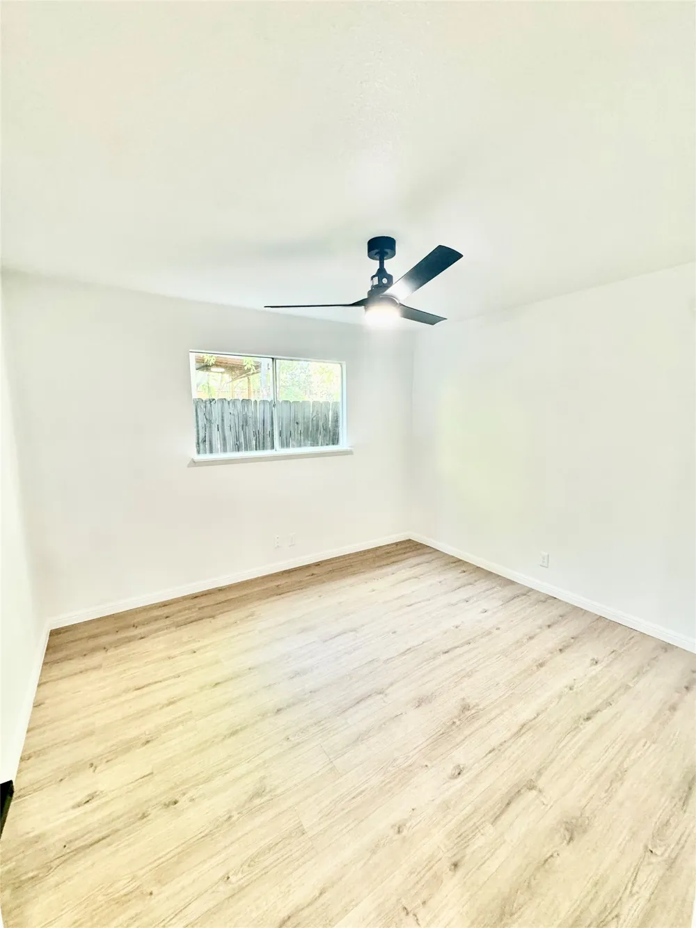 9506 STONEBRIDGE DRIVE Austin, TX 78758