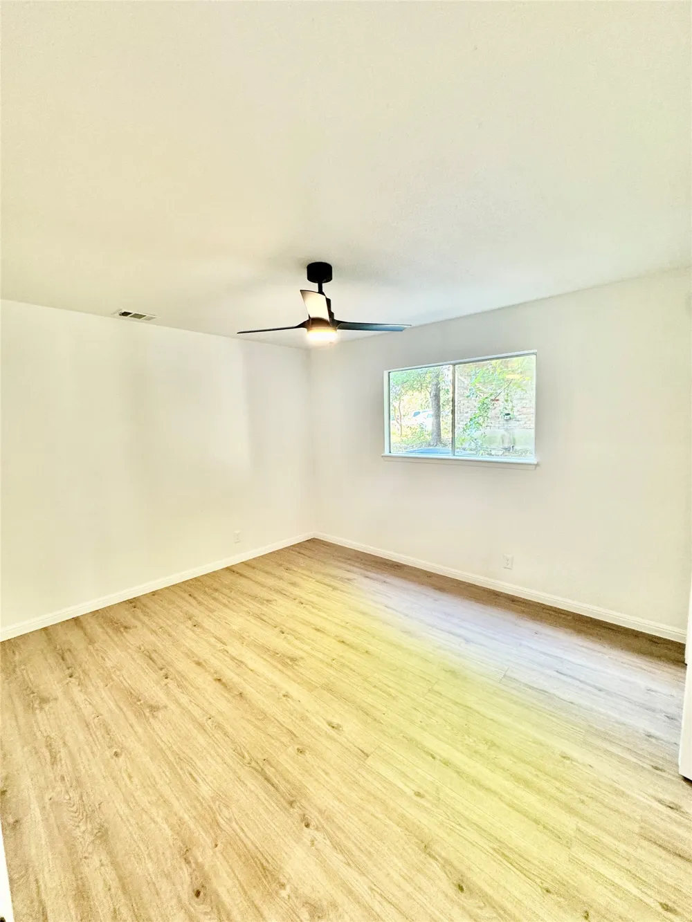 9506 STONEBRIDGE DRIVE Austin, TX 78758