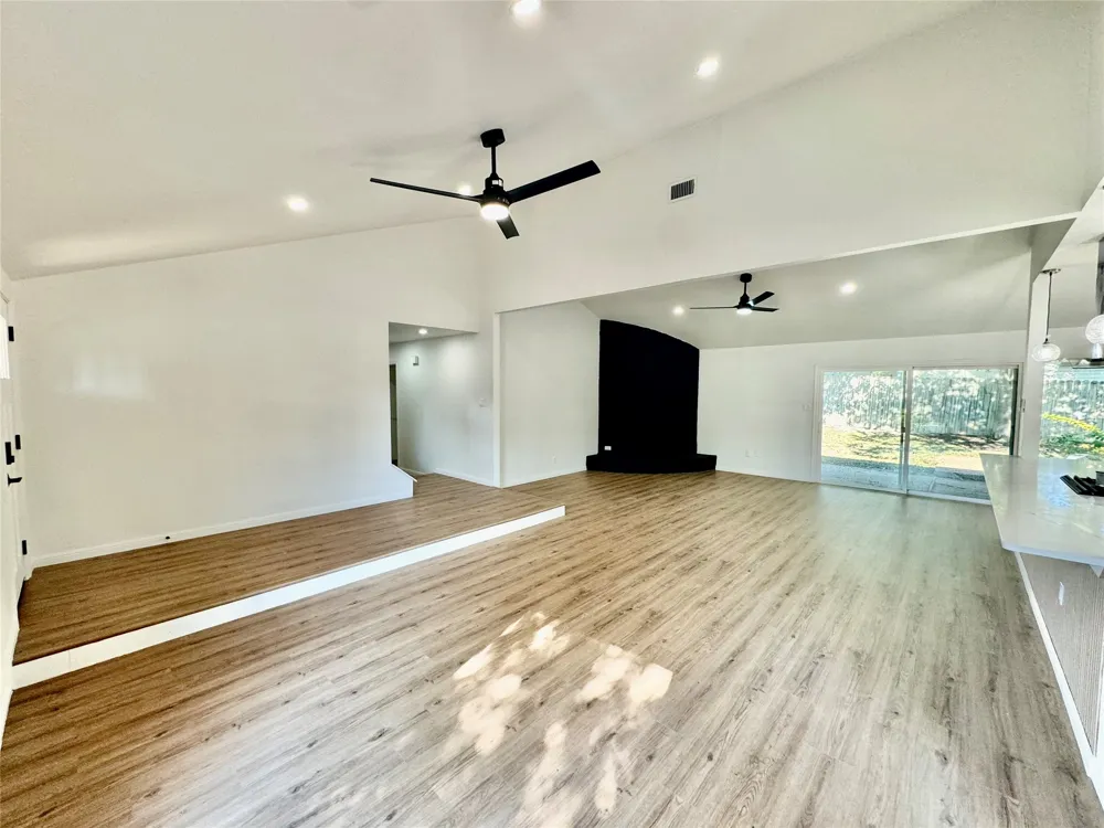 9506 STONEBRIDGE DRIVE Austin, TX 78758