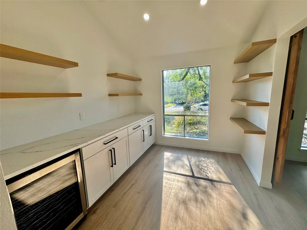 9506 STONEBRIDGE DRIVE Austin, TX 78758