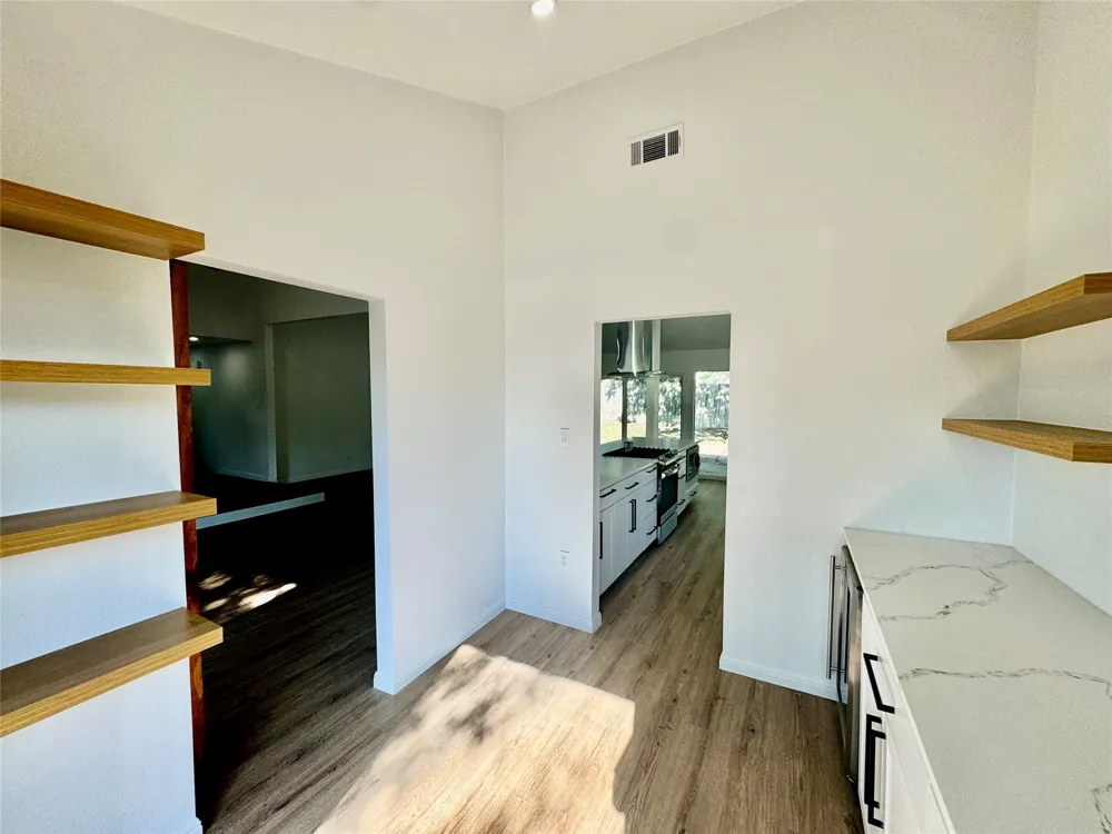 9506 STONEBRIDGE DRIVE Austin, TX 78758