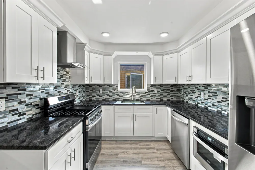 417 14TH ST Union City, NJ 07087
