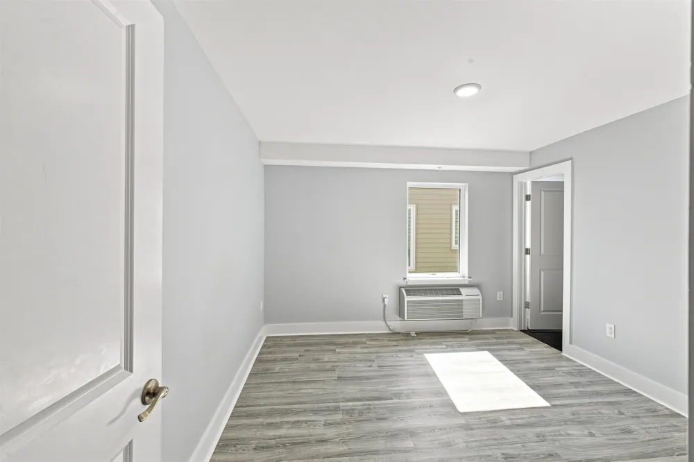 417 14TH ST Union City, NJ 07087