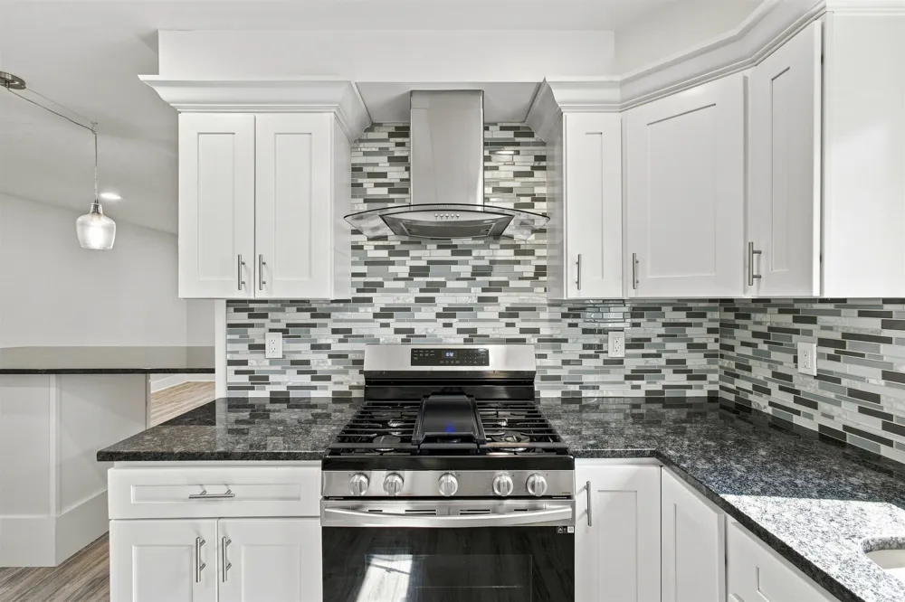 417 14TH ST Union City, NJ 07087