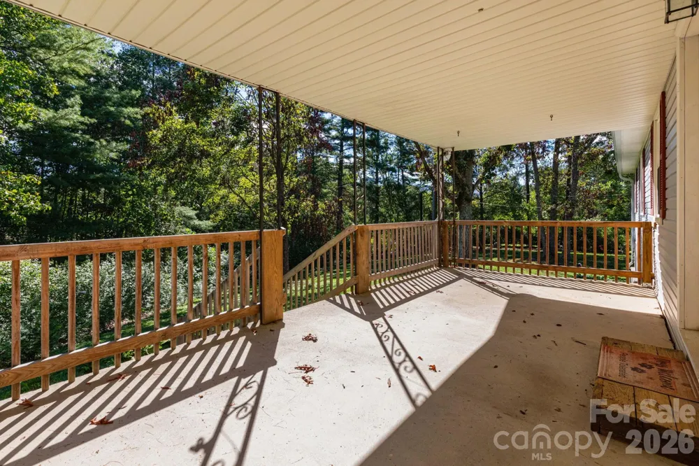 38 Mountainberry Lane Fairview, NC 28730