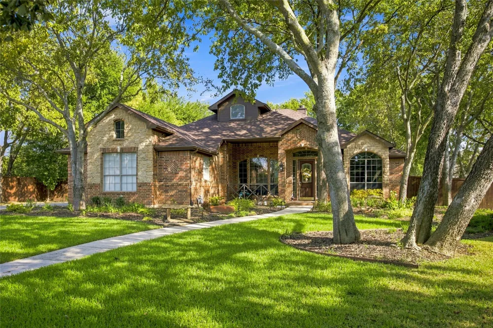 2105 Heather Ridge Court Flower Mound, TX 75028