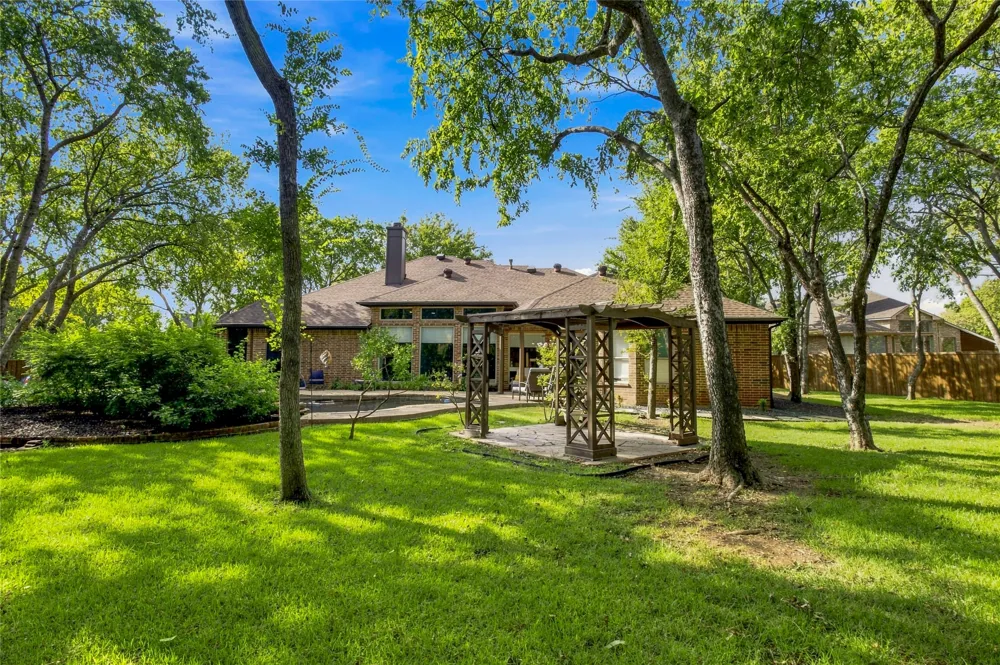2105 Heather Ridge Court Flower Mound, TX 75028