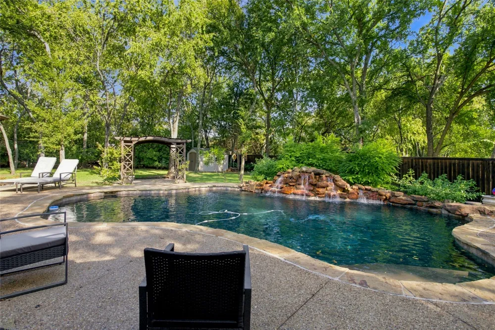 2105 Heather Ridge Court Flower Mound, TX 75028