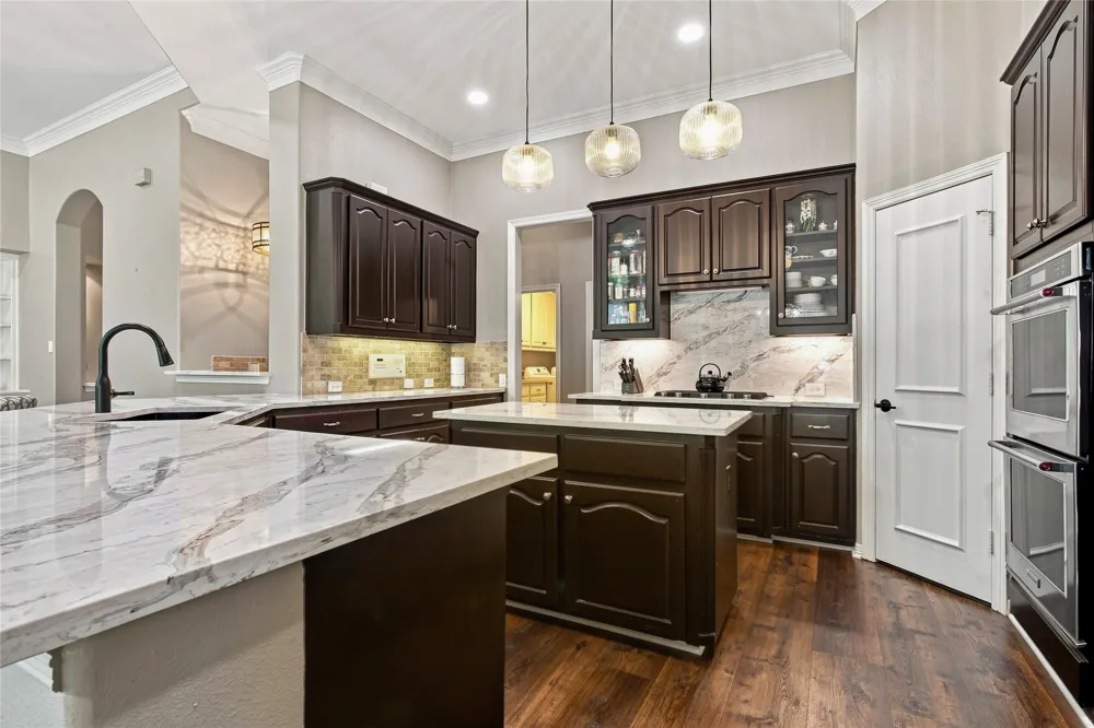 2105 Heather Ridge Court Flower Mound, TX 75028