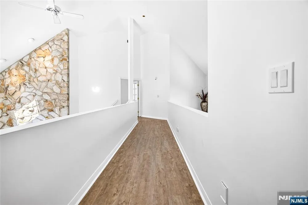 14 James Brite Circle Mahwah, NJ 07430