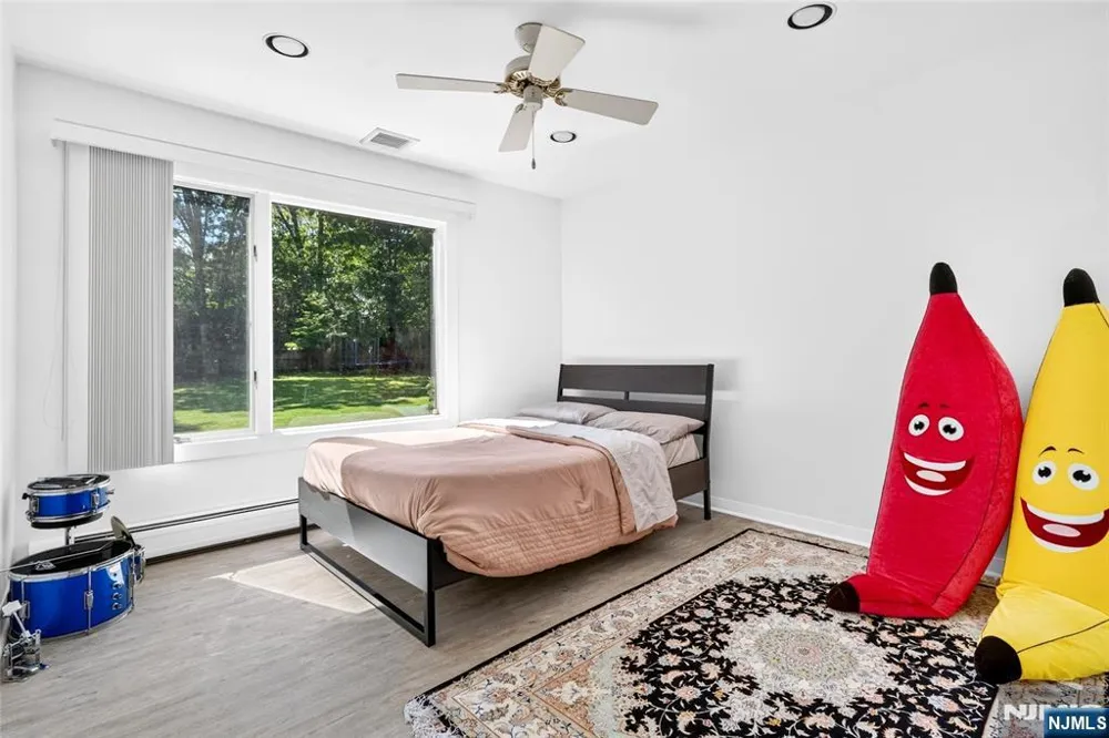 14 James Brite Circle Mahwah, NJ 07430