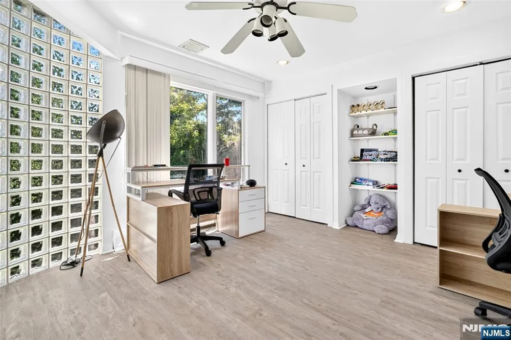 14 James Brite Circle Mahwah, NJ 07430