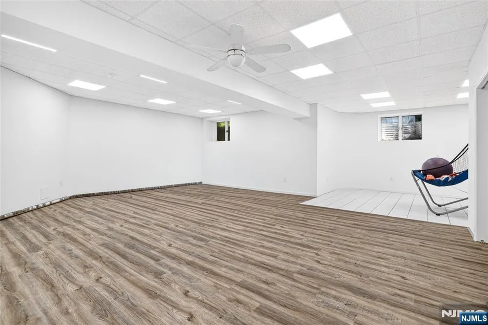 14 James Brite Circle Mahwah, NJ 07430