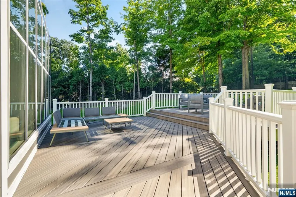 14 James Brite Circle Mahwah, NJ 07430