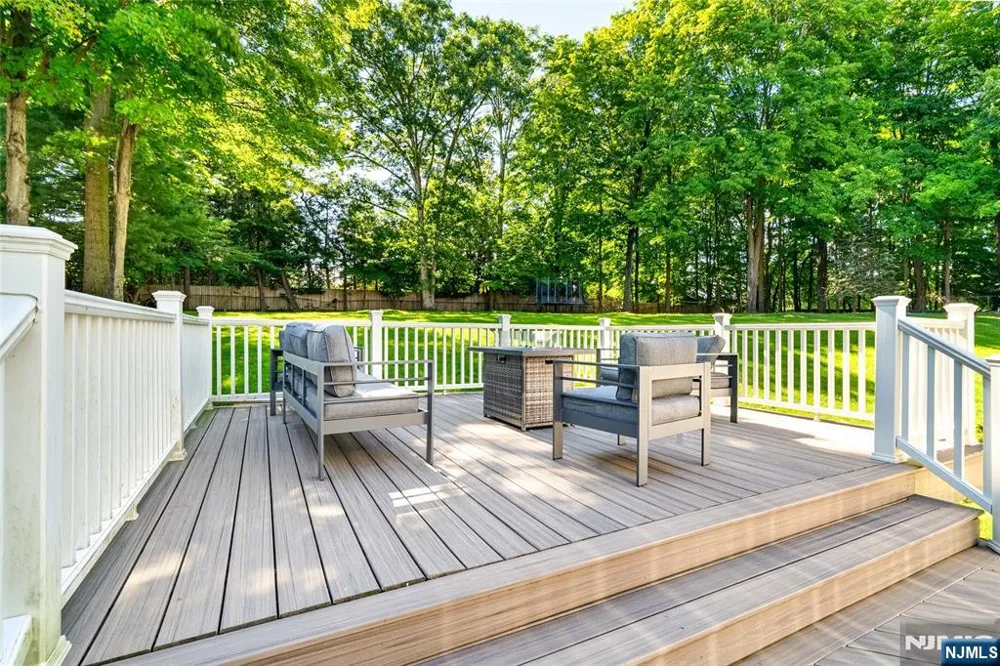 14 James Brite Circle Mahwah, NJ 07430