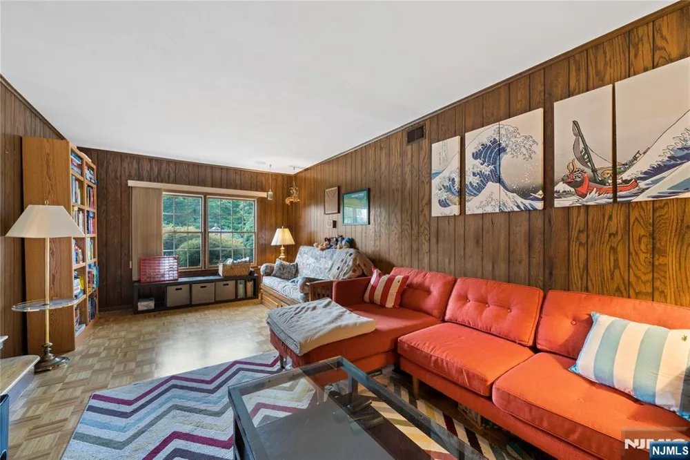 12 Ryder Road Wayne, NJ 07470
