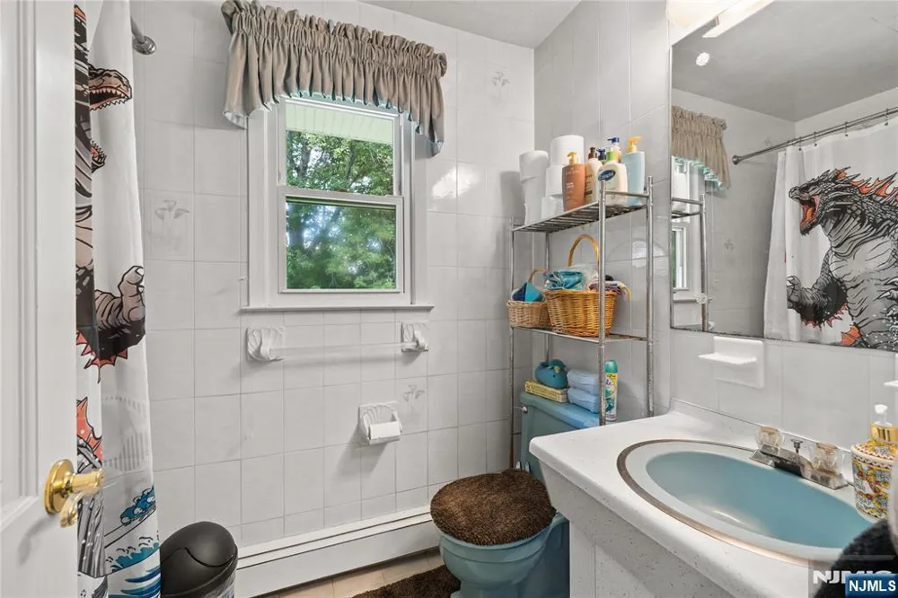 12 Ryder Road Wayne, NJ 07470