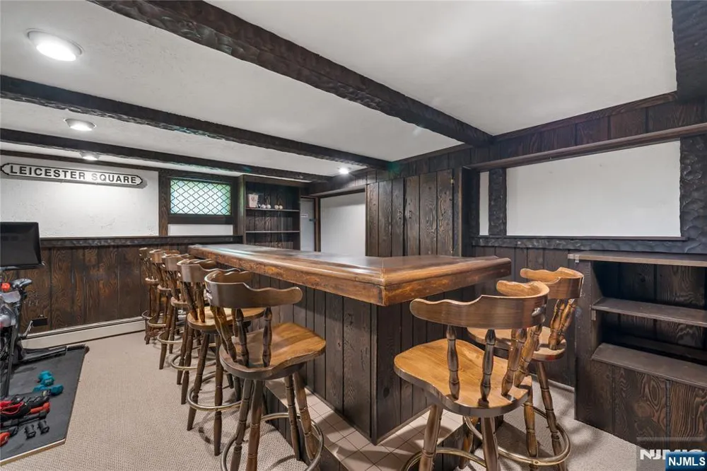 12 Ryder Road Wayne, NJ 07470