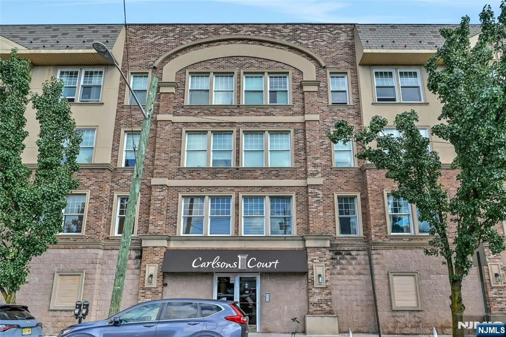 7716 Kennedy Boulevard 3E North Bergen, NJ 07047