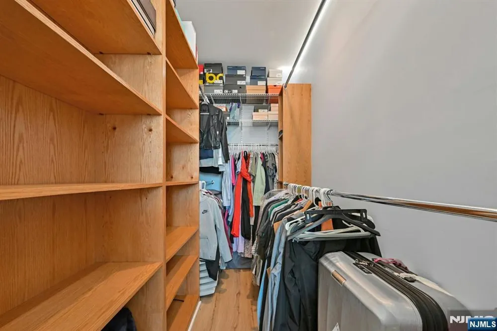 7716 Kennedy Boulevard 3E North Bergen, NJ 07047
