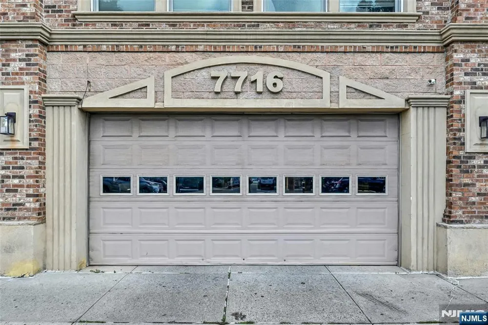 7716 Kennedy Boulevard 3E North Bergen, NJ 07047