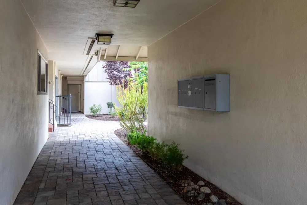 535 Tyndall Street Los Altos, CA 94022