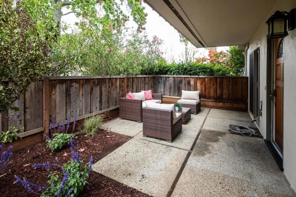 535 Tyndall Street Los Altos, CA 94022
