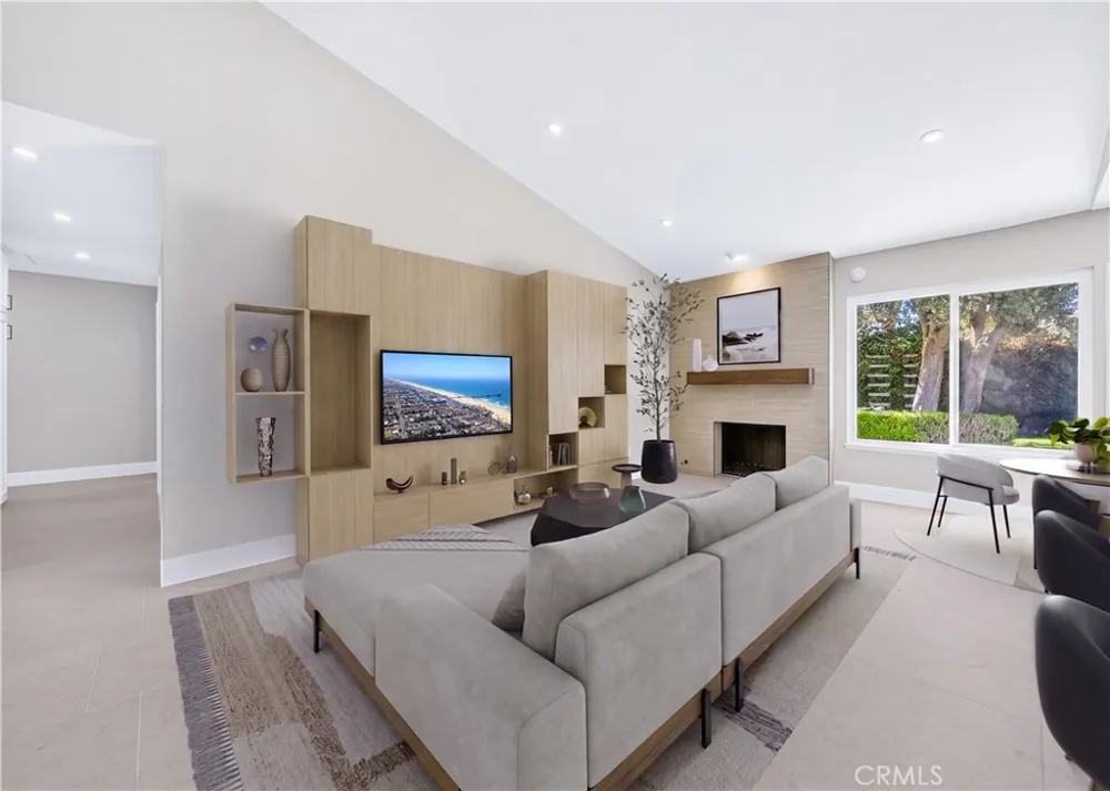 17951 Whitford Lane Huntington Beach, CA 92649