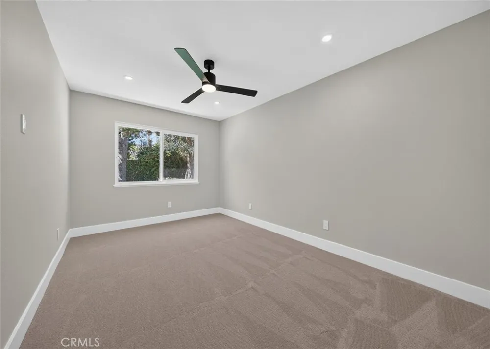 17951 Whitford Lane Huntington Beach, CA 92649