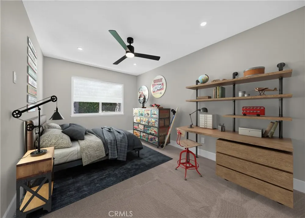 17951 Whitford Lane Huntington Beach, CA 92649