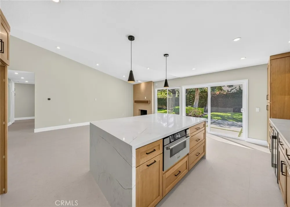 17951 Whitford Lane Huntington Beach, CA 92649