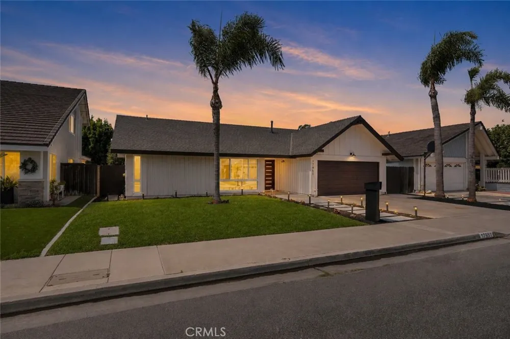 17951 Whitford Lane Huntington Beach, CA 92649