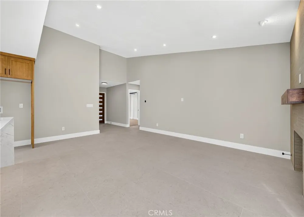 17951 Whitford Lane Huntington Beach, CA 92649