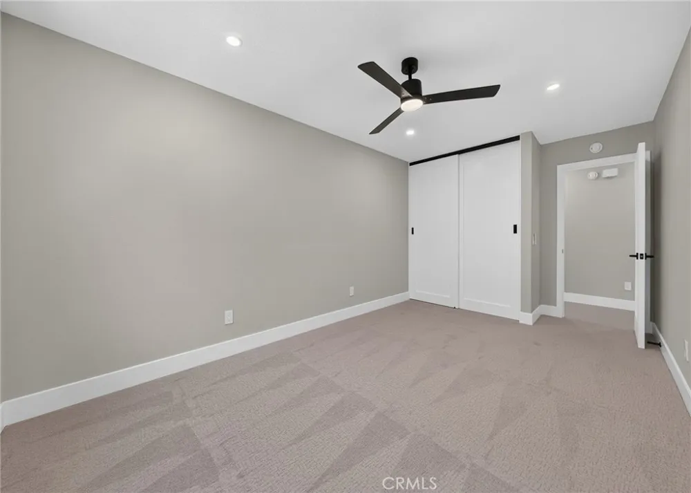 17951 Whitford Lane Huntington Beach, CA 92649