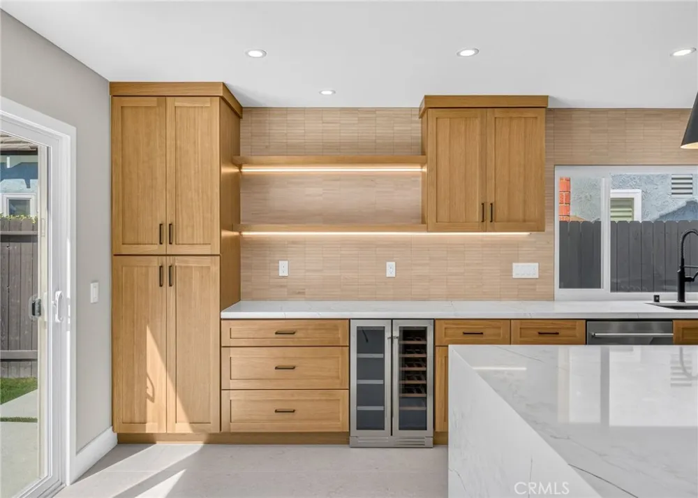 17951 Whitford Lane Huntington Beach, CA 92649