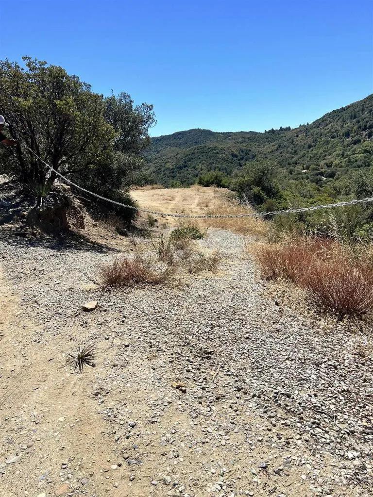 Highland Drive Julian, CA 92036