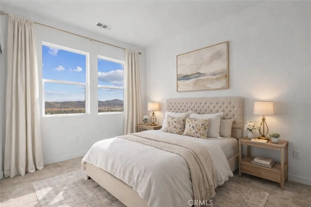 27410 Merlin Place #305 Valencia, CA 91381
