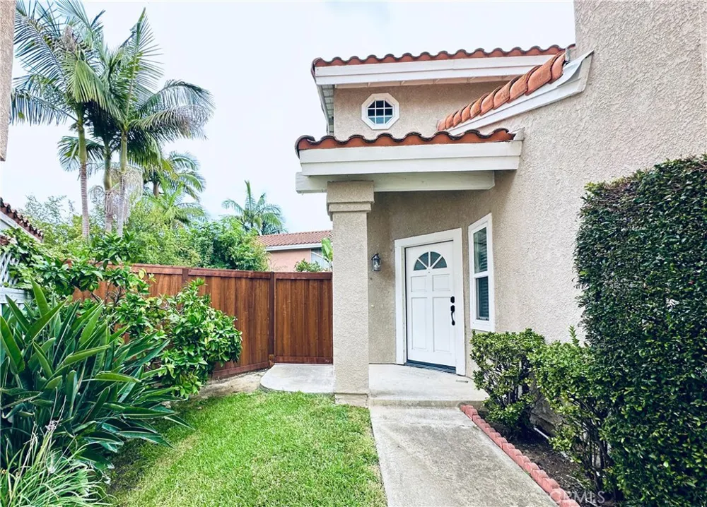 30051 Oceanus Laguna Niguel, CA 92677