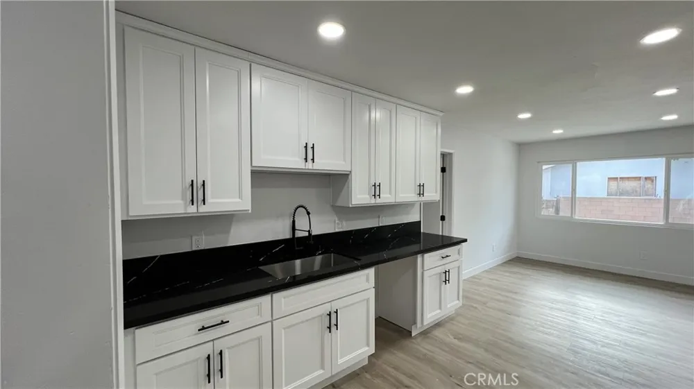 488 E Victory Avenue Banning, CA 92220