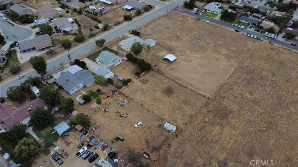488 E Victory Avenue Banning, CA 92220