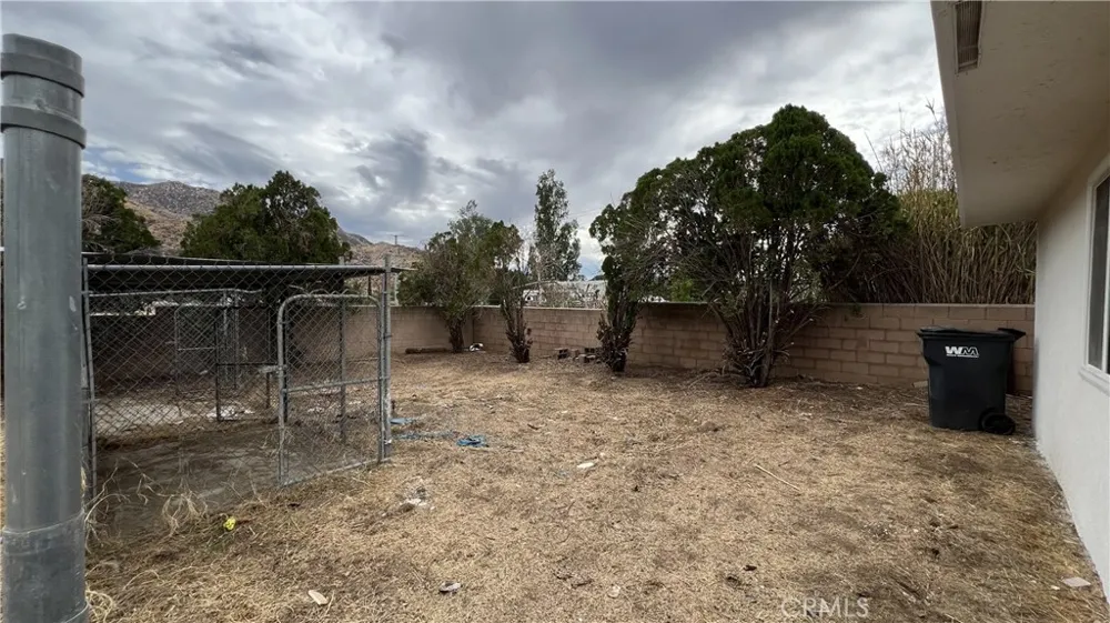 488 E Victory Avenue Banning, CA 92220